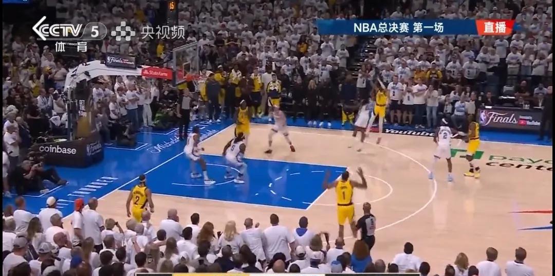 比赛中的绝杀时刻引发人们的热议