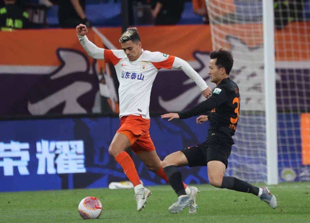 乐鱼官网-关于希超劲旅大获胜利，迎接半决赛挑战的信息