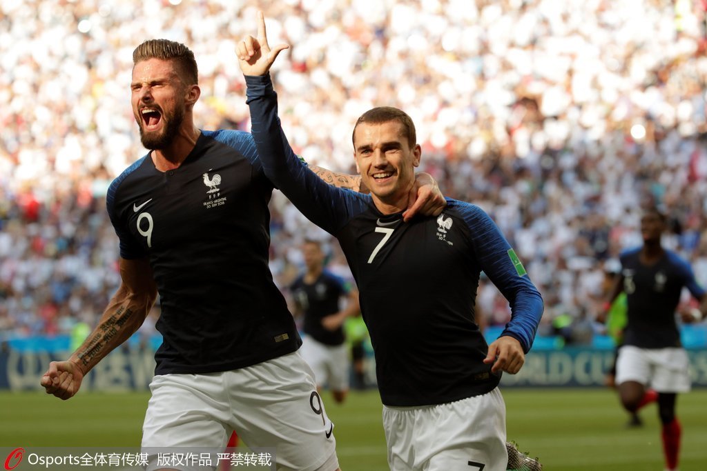 赛事进入白热化阶段，双方势均力敌